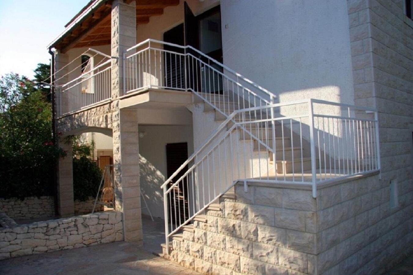 Apartments Demar Splitska Dış mekan fotoğraf