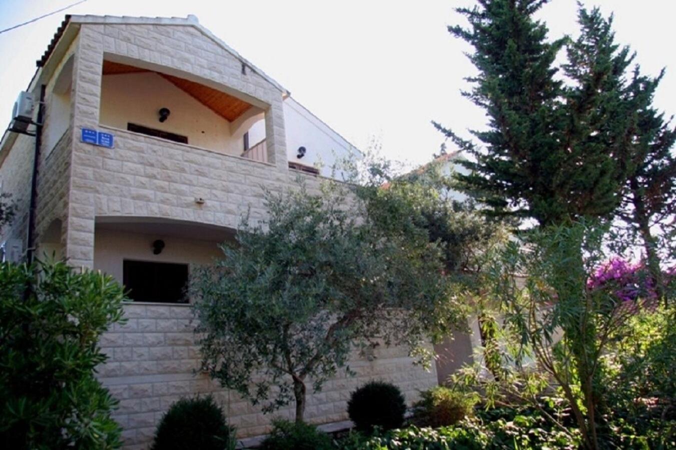 Apartments Demar Splitska Dış mekan fotoğraf